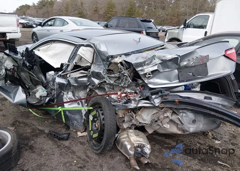 2011 Audi A5 2.0T Premium из США, поврежденный, VIN WAUCFAFR9BA079542